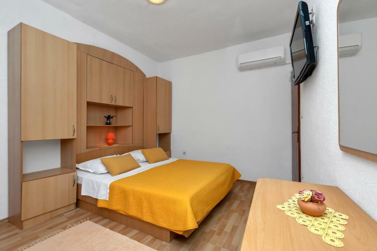 Dado A6 Apartments อีกราเน ภายนอก รูปภาพ