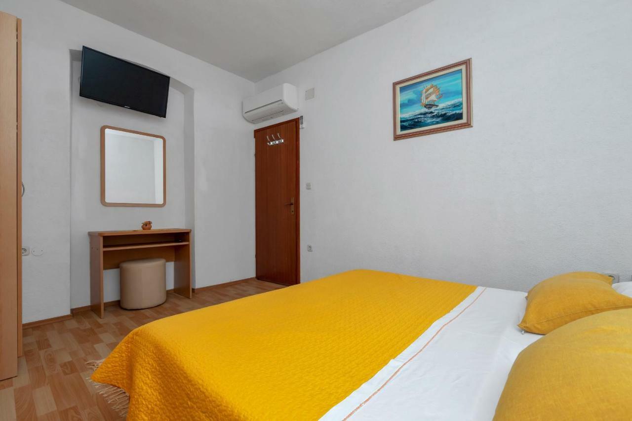 Dado A6 Apartments อีกราเน ภายนอก รูปภาพ