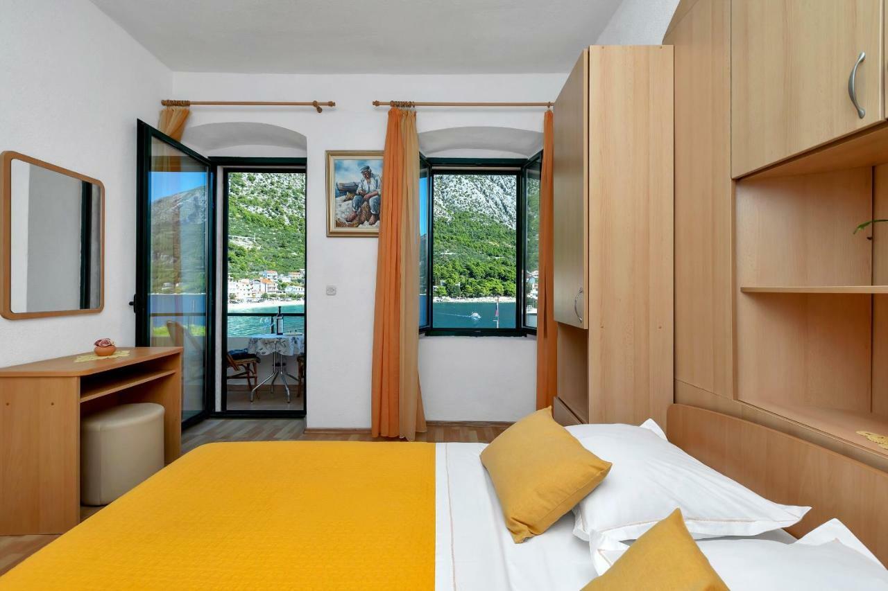 Dado A6 Apartments อีกราเน ภายนอก รูปภาพ